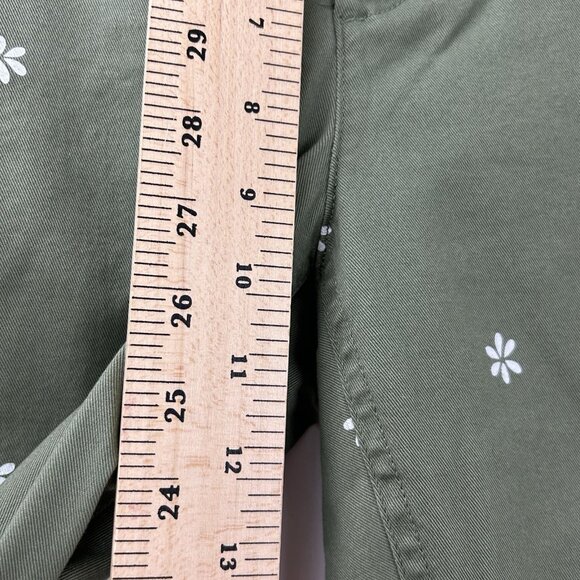 J. Crew Womens Sz 4 High-Rise Girlfriend Chino Pants Olive Green Daisy Print NWT - Picture 5 of 16